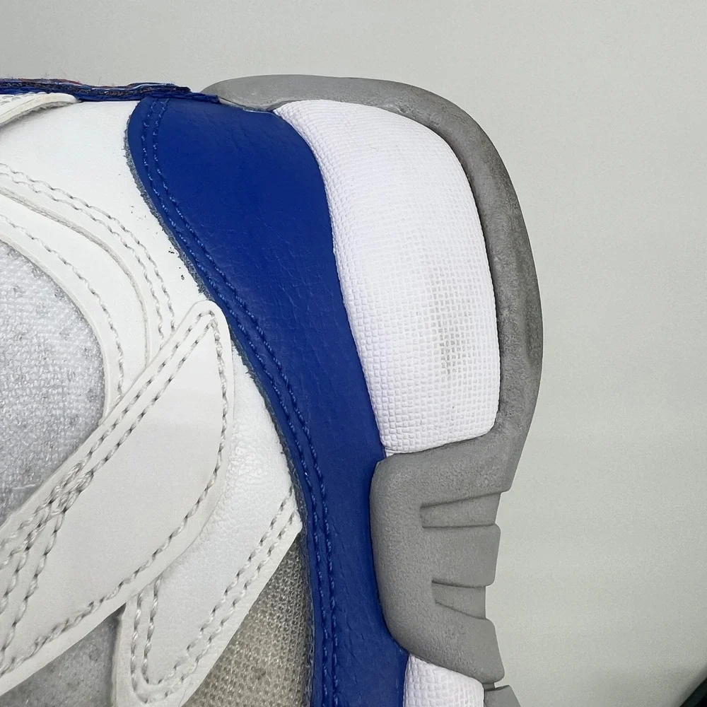Nike minor scuffs